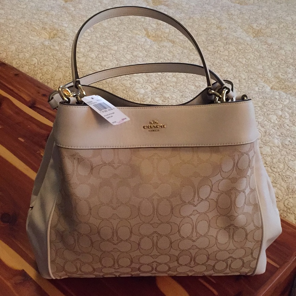 Coach Lexy Shoulder Bag